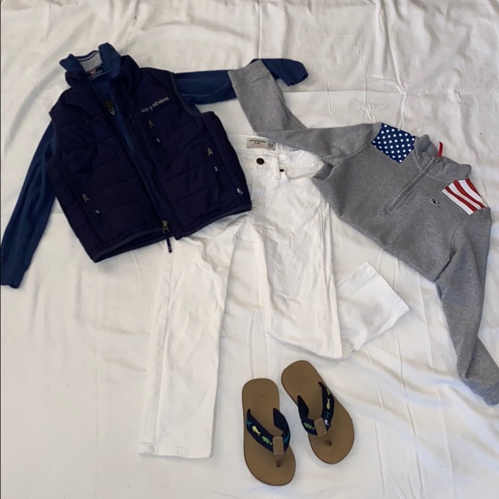 Blue-eyed bombshell boys set, worn once!